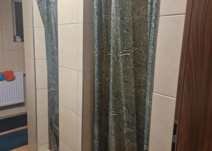 Budomas Budget Wroclaw-szymanow Freeparking Smarttv Privat bolig